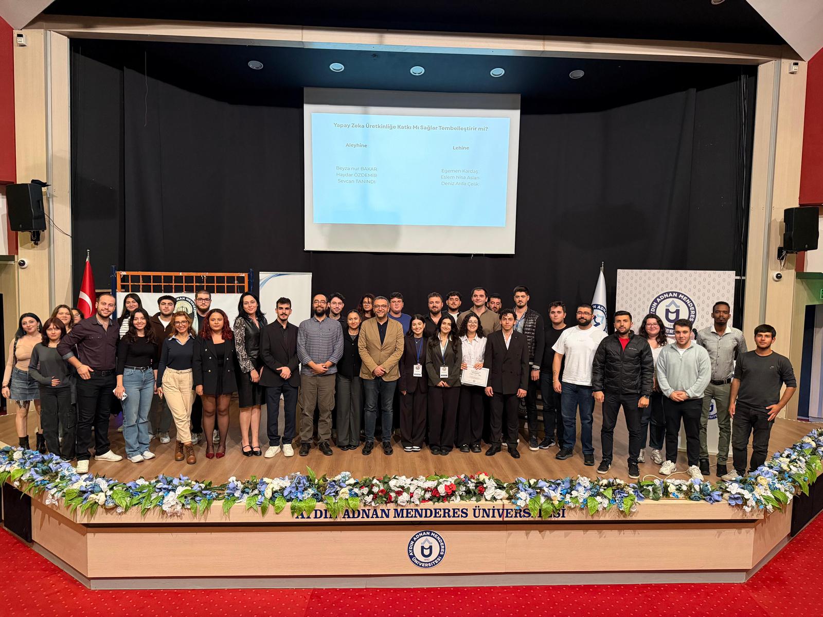 Üniversitemizde “Yapay Zeka: Üretkenliğe Katkı mı Sağlar, Tembelleştirir mi?” Başlıklı Münazara Yarışması Gerçekleştirildi