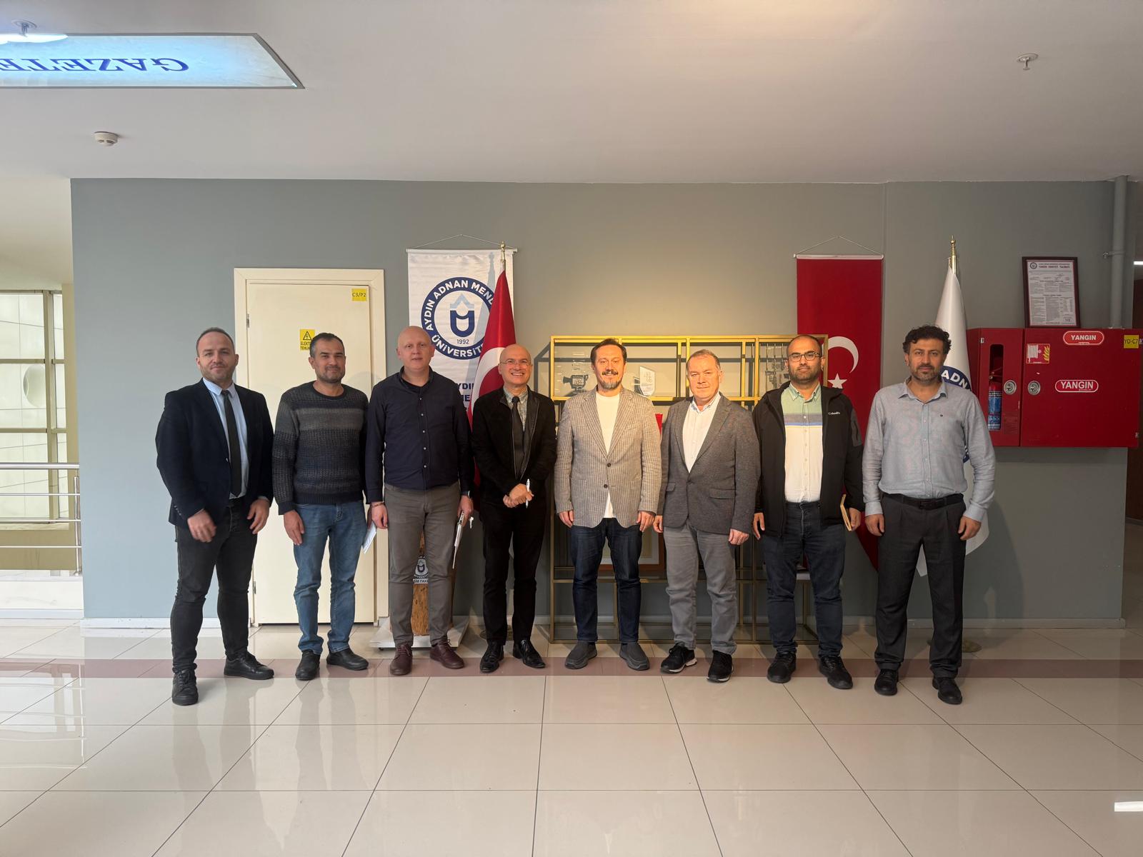 İletişim Fakültesinde Akreditasyon Süreci Kapsamında Birim İzleme ve Değerlendirme Toplantısı Gerçekleştirildi