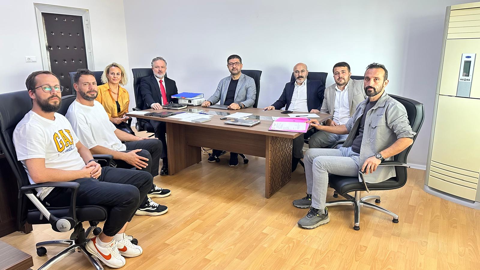 Üniversitemizde Kurumsal Akreditasyon Süreci Kapsamında İç Paydaş Değerlendirme Toplantısı Gerçekleştirildi