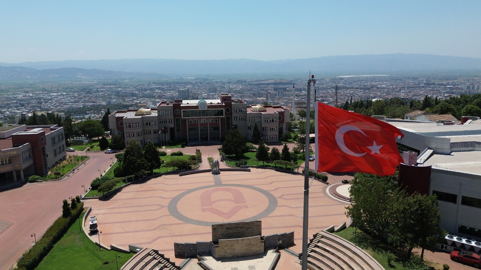 ADÜ, Times Higher Education Interdisciplinary Science Rankings 2026’da İlk Kez Yer Alarak Dünya Genelinde 801+ Bandında Sıralandı