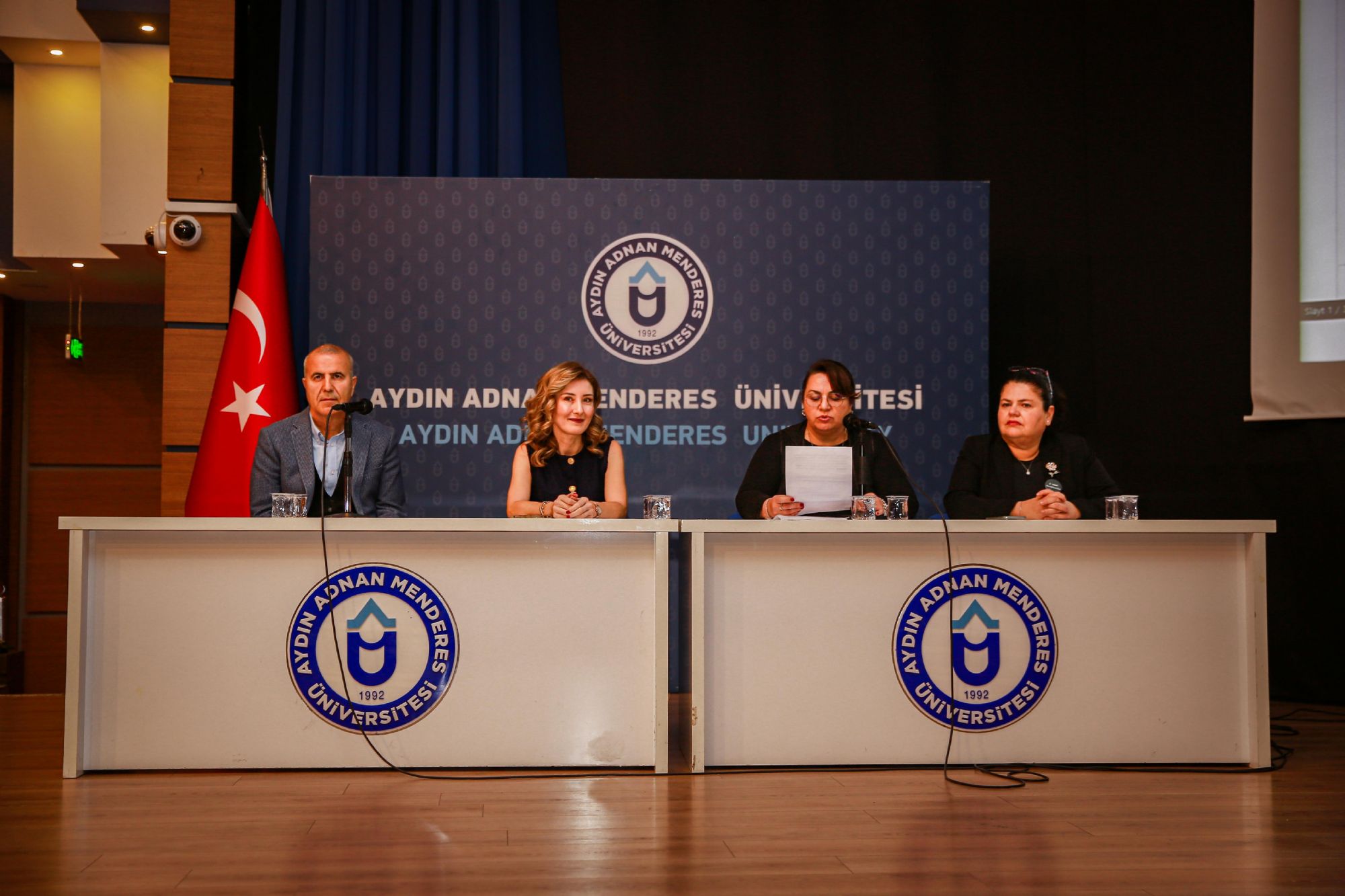 Üniversitemizde “Bağımlılık Döngüsünü Kırmak: Farkındalıktan Eyleme” Paneli Düzenlendi