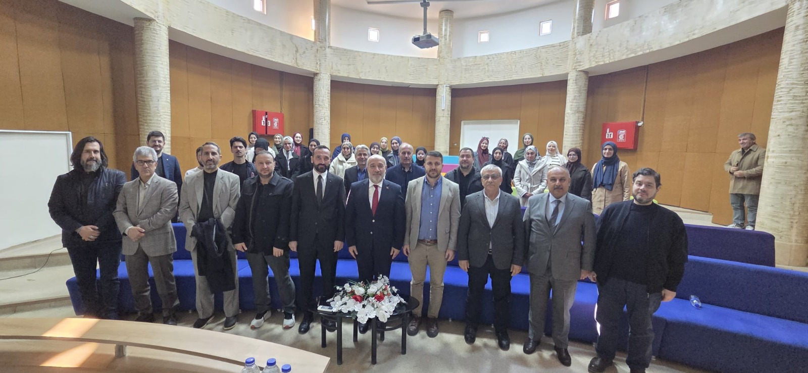 “Kur’an’ı Anlamada Akademik Disiplinin Önemi” Konulu Konferans Gerçekleştirildi