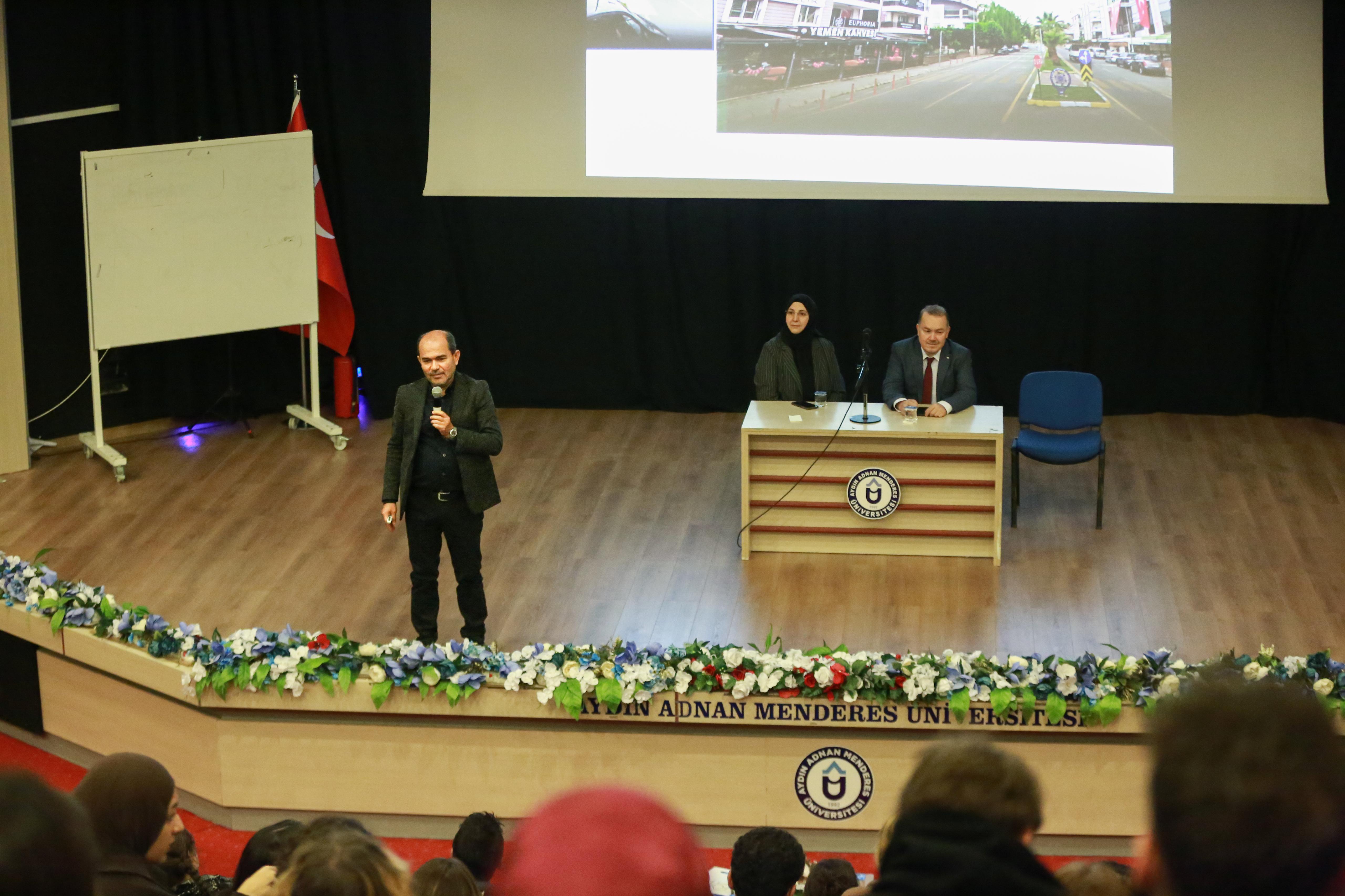 Üniversitemizde “Aile İçi Roller ve Sorumluluklar” Paneli Gerçekleştirildi