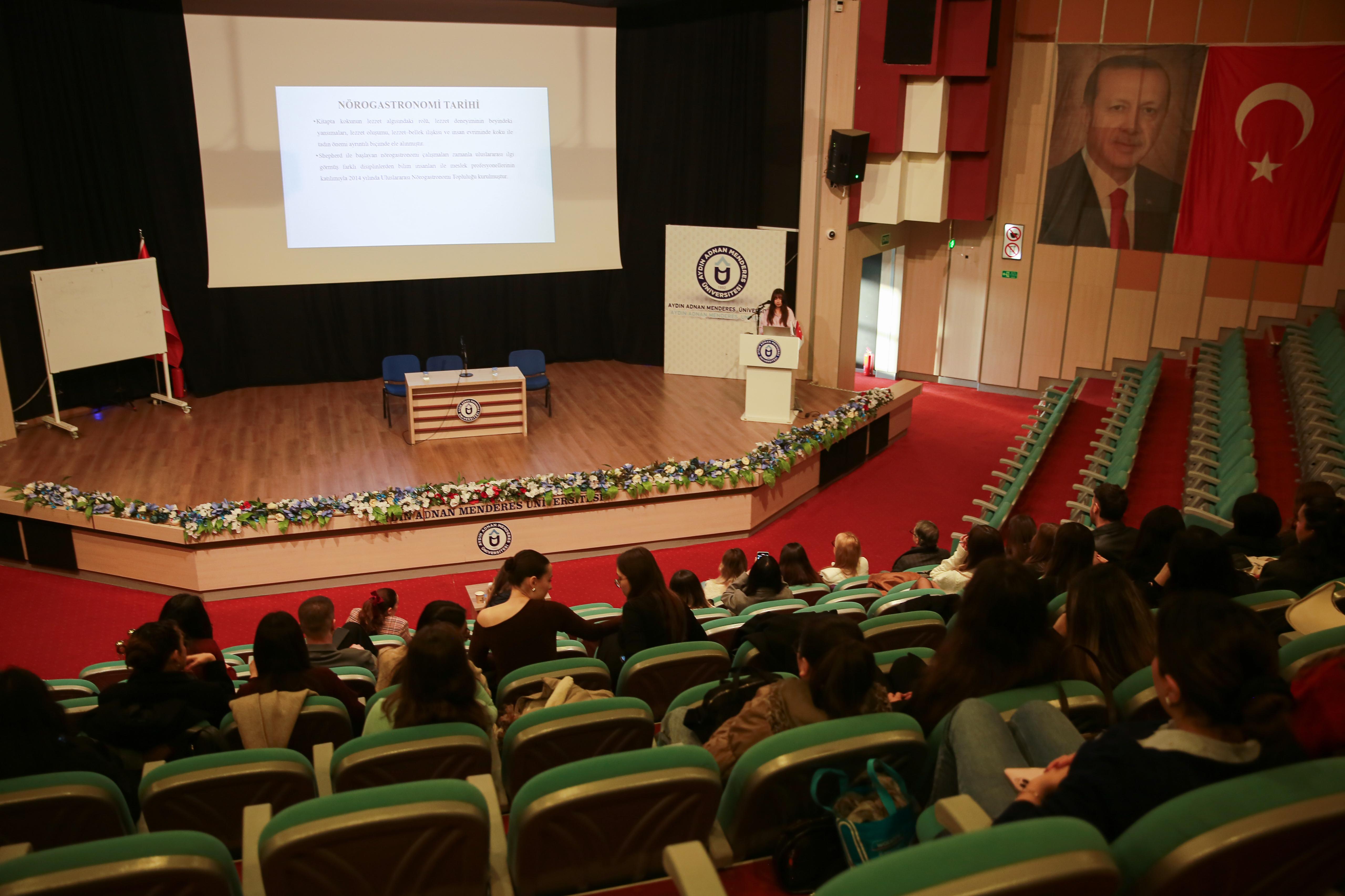 Üniversitemizde “Beslenme ve Diyetetik Seminer Günleri” Düzenlendi