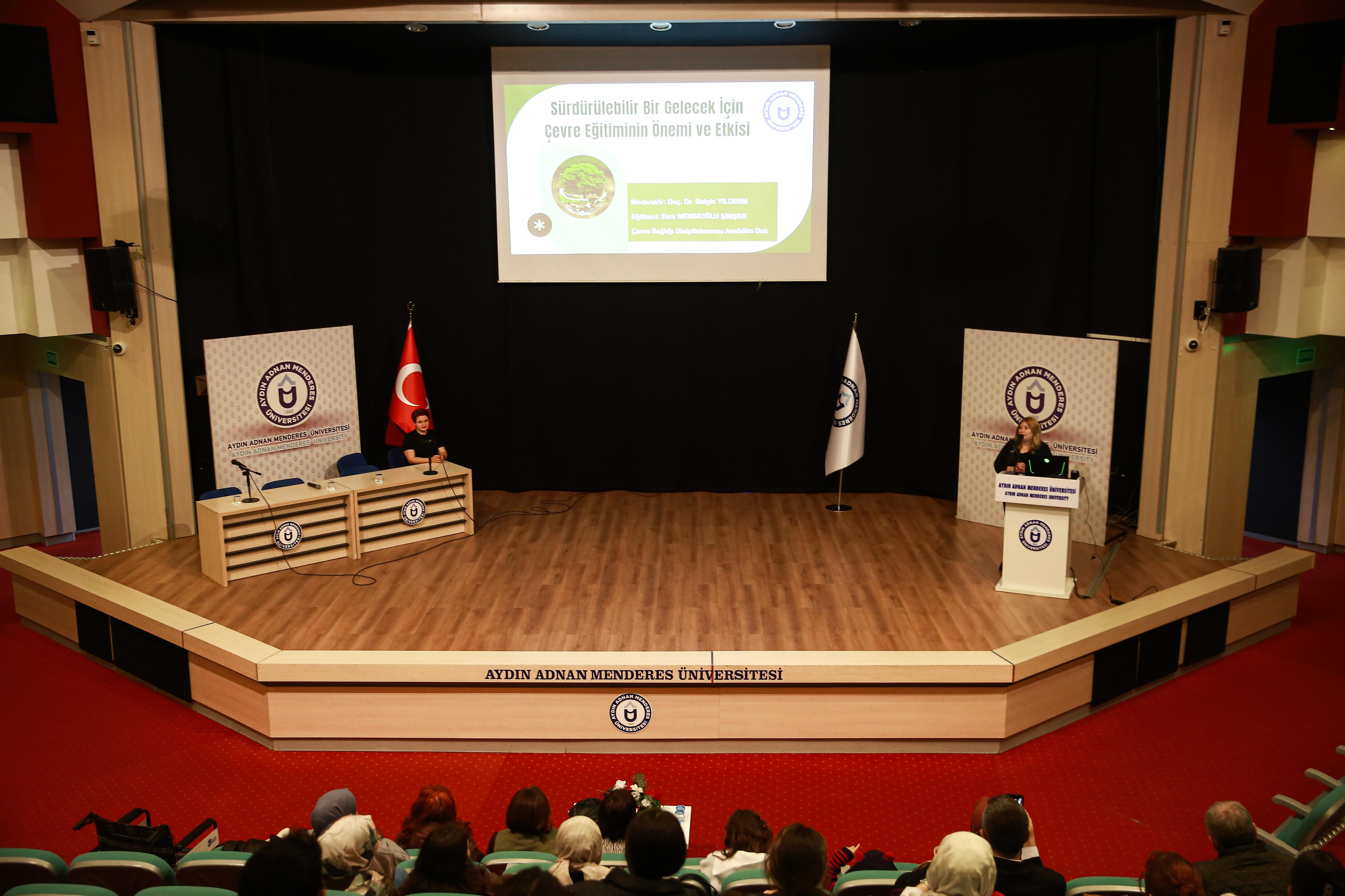 Üniversitemizde “Sürdürülebilir Bir Gelecek İçin Çevre Eğitiminin Önemi ve Etkisi” Konulu Etkinlik Gerçekleştirildi