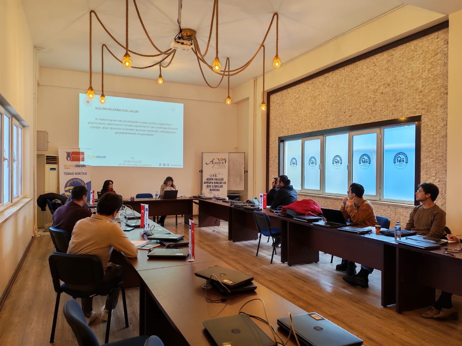 Nazilli İİBF’de Avrupa Birliği Projelerine Yönelik Bilgilendirme ve Eğitim Etkinlikleri Düzenlendi