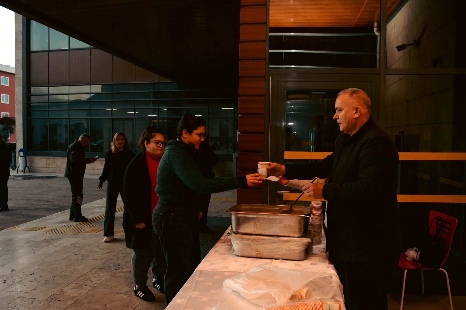 Üniversitemizde Öğrencilere Yönelik Çorba İkramı Yapıldı