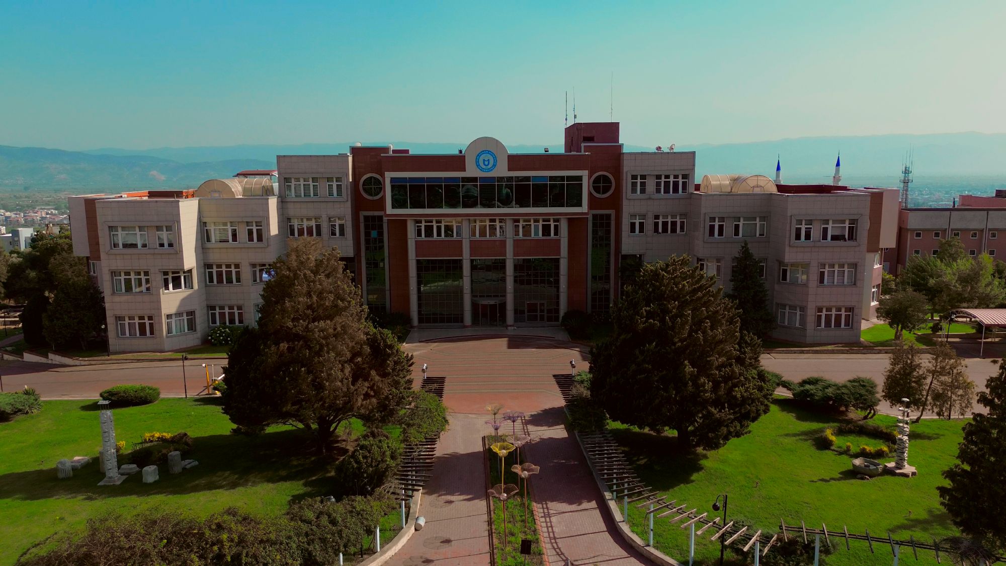 ADÜ, 2026 QS Avrupa Üniversite Sıralamasında Yerini Aldı