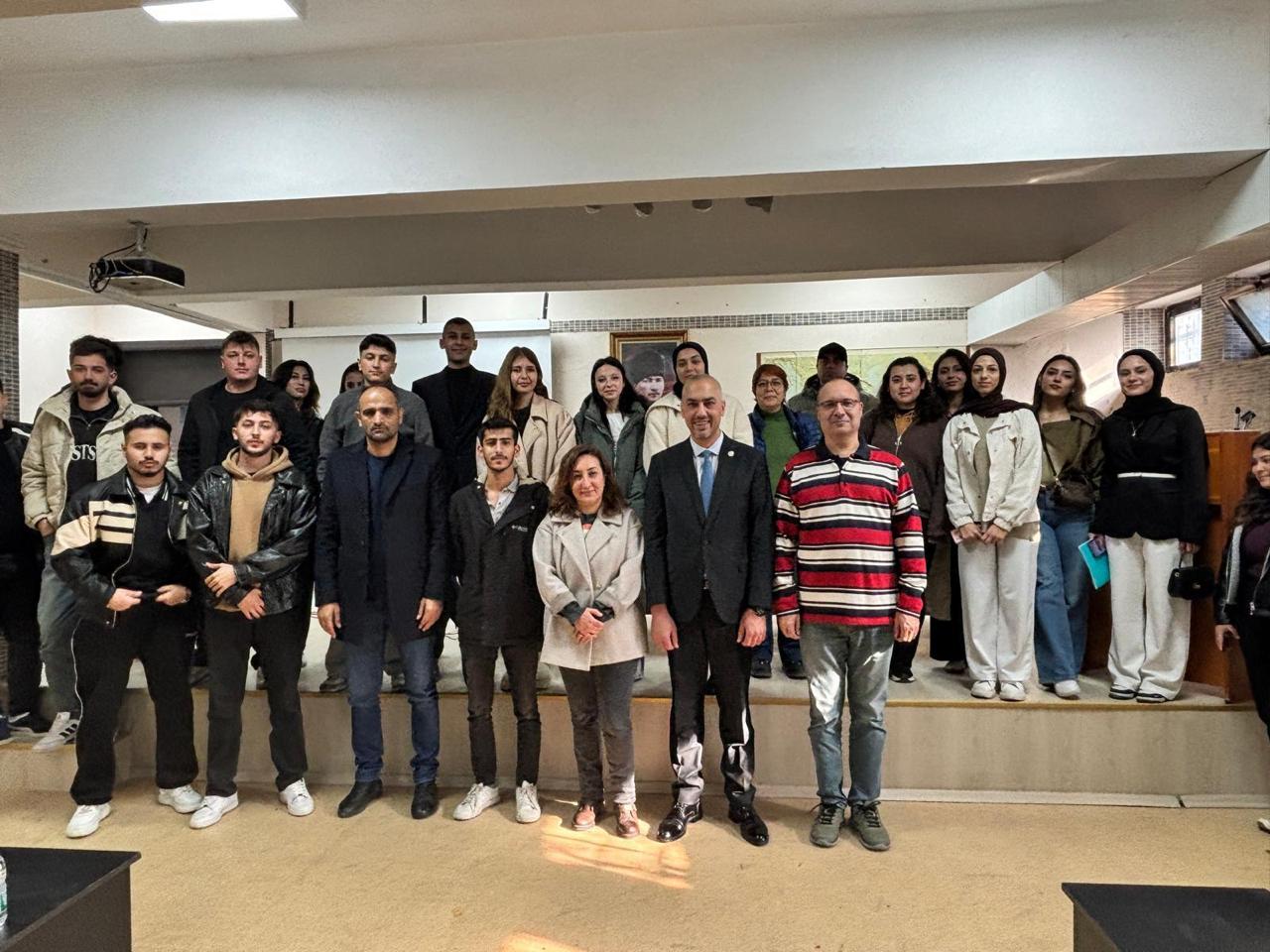 Yenipazar MYO Emlak Yönetimi Programı Öğrencileri Sektör Temsilcisiyle Buluştu