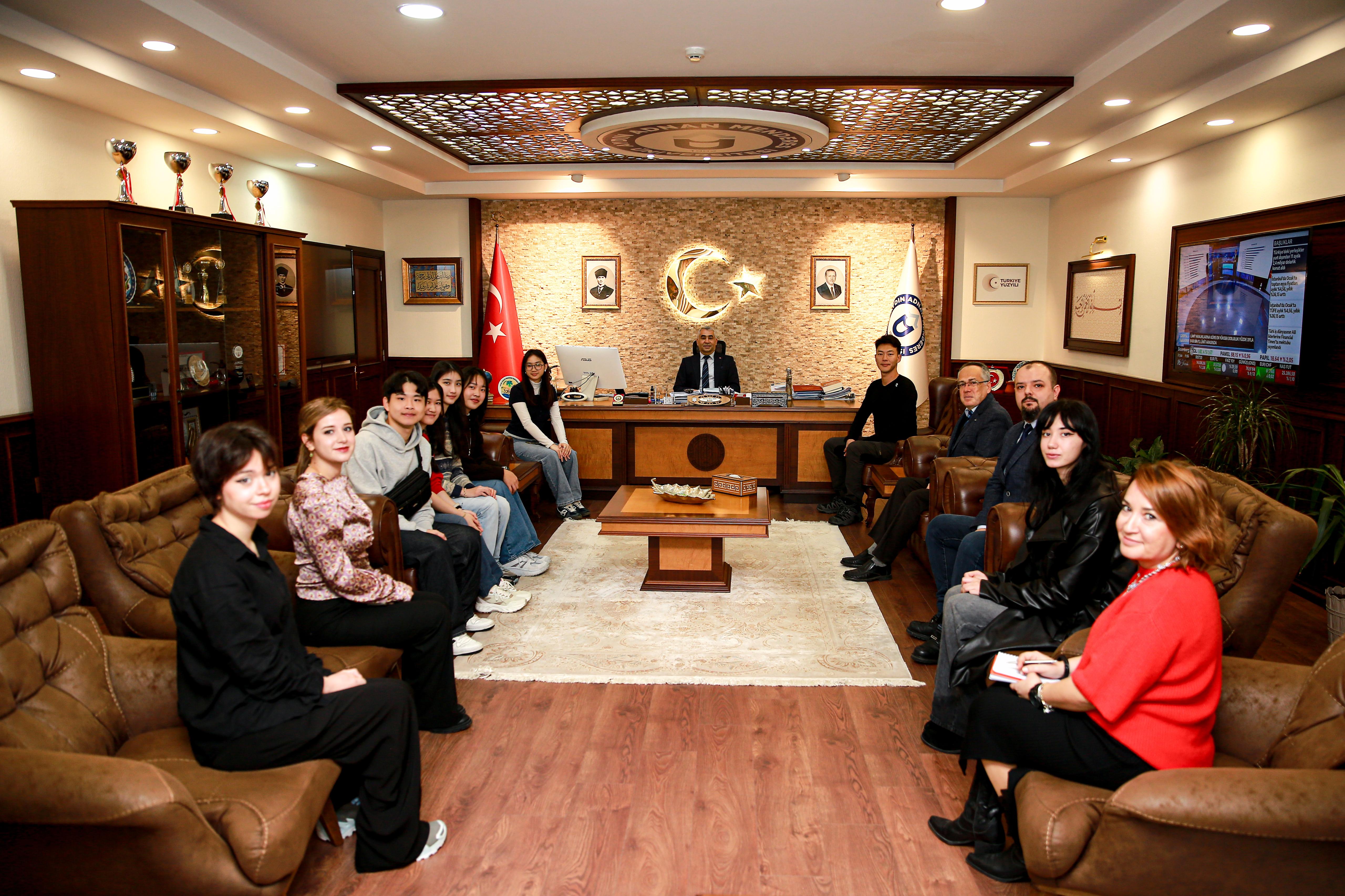 IVSA Tayvan Veteriner Hekimlik Öğrencileri Rektörümüzü Ziyaret Etti