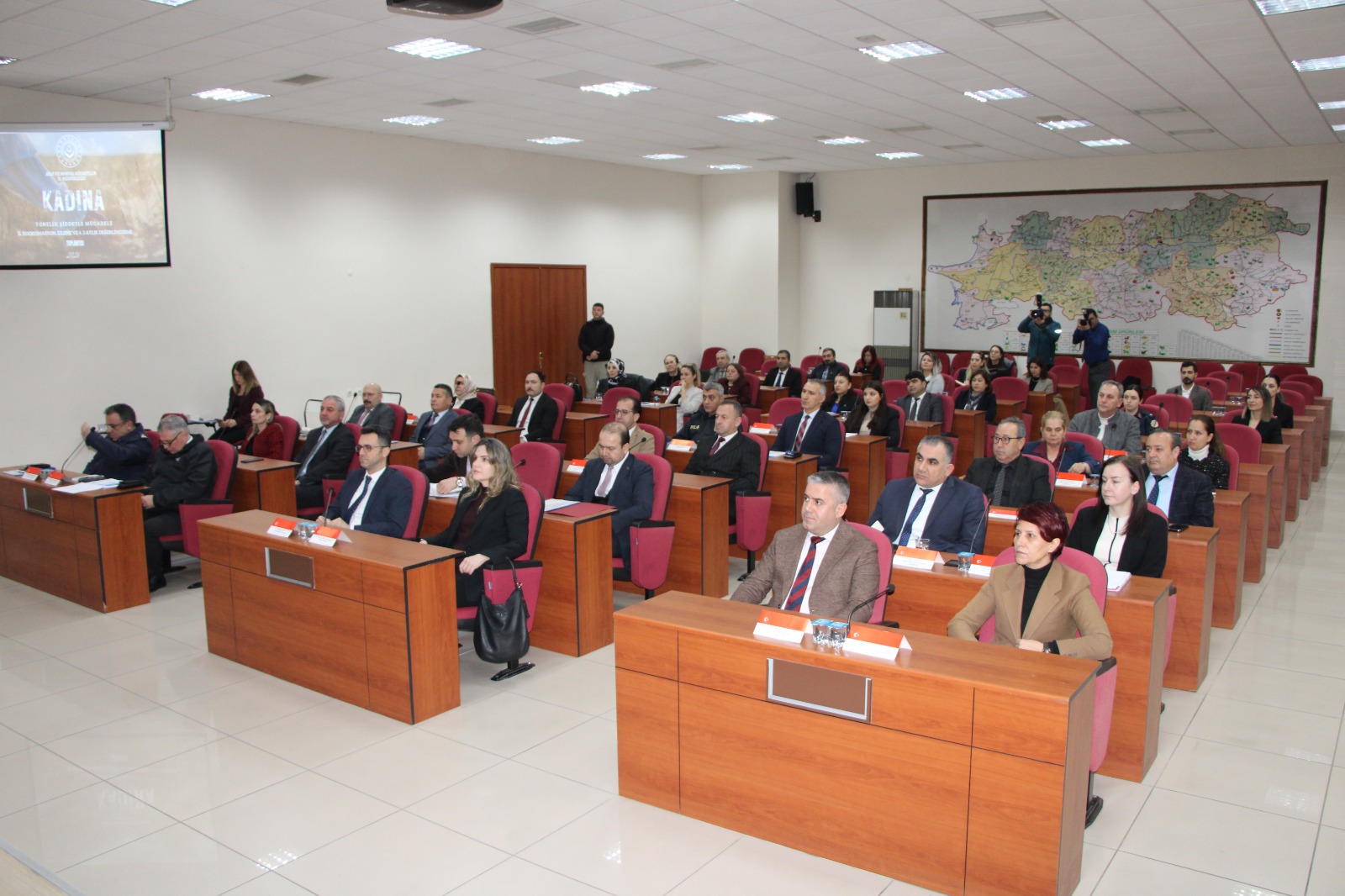 Rektör Yardımcımız Prof. Dr. Erkan Salan, Kadına Yönelik Şiddetle Mücadele İl Koordinasyon İzleme ve Değerlendirme Toplantısı’na Katıldı