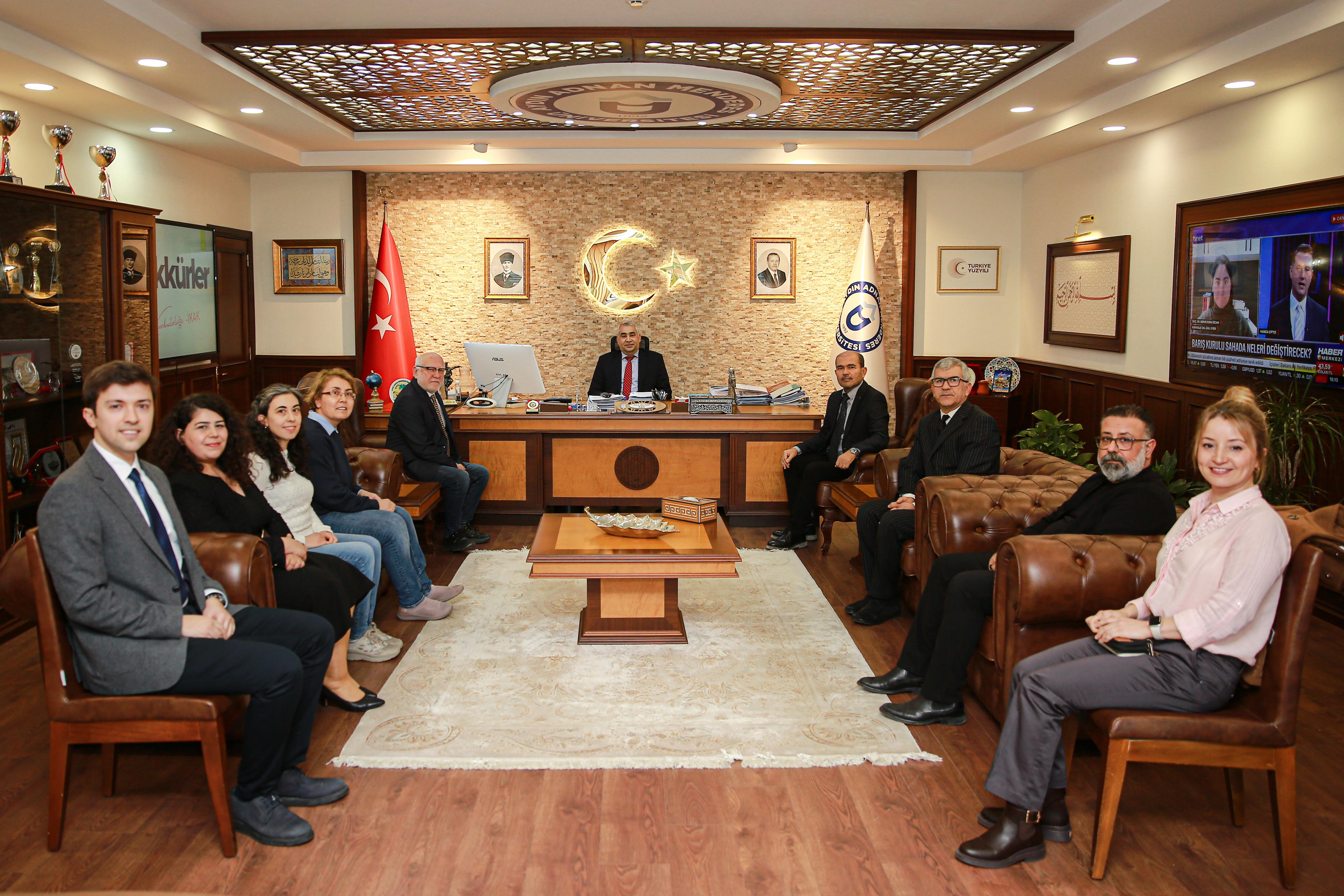 Rektörümüz, Destek Almaya Hak Kazanan Öğretim Elemanlarımızı Makamında Ağırlandı