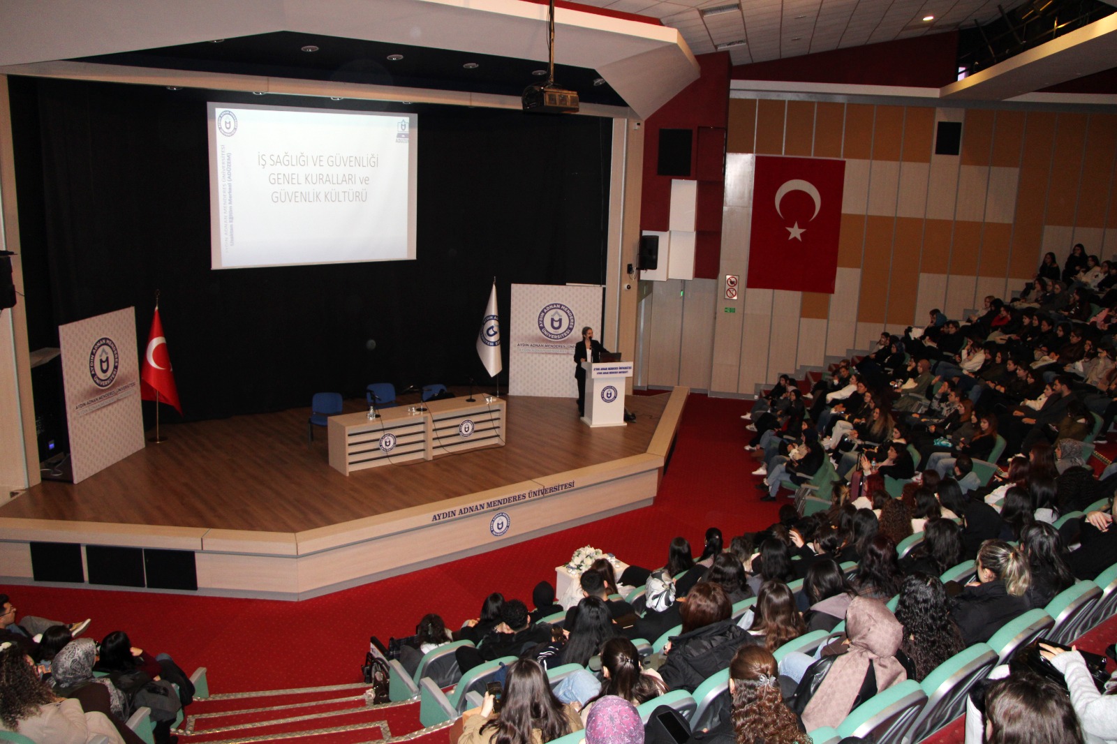 ADÜSEM Tarafından Üniversitemiz Öğrencilerine Yönelik 16 Saatlik İş Sağlığı ve Güvenliği Temel Eğitimi Düzenlendi