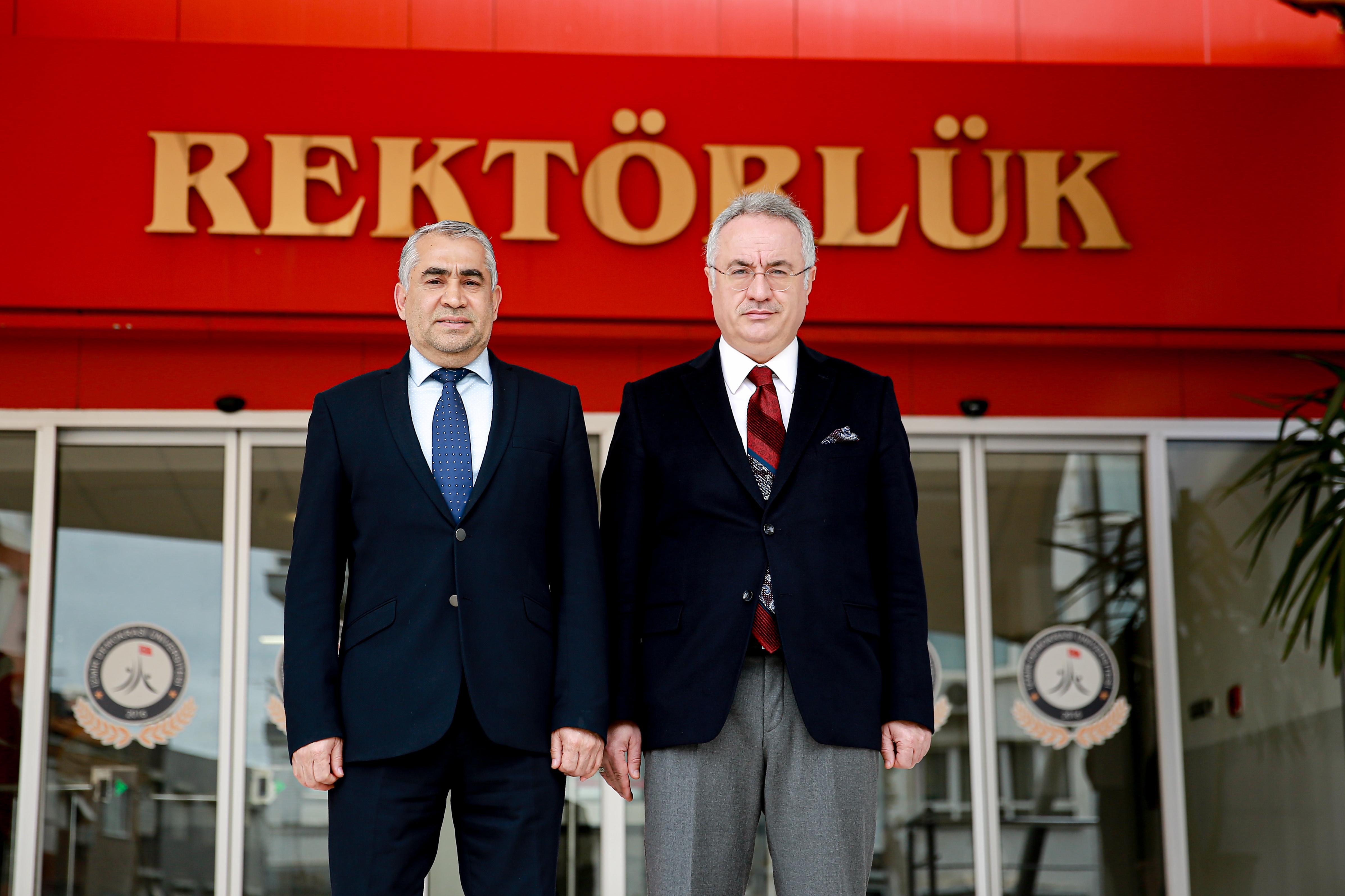 Rektörümüz, EGEKAF’26 Kapsamında İzmir Demokrasi Üniversitesi Rektörü ile Görüşmelerde Bulundu