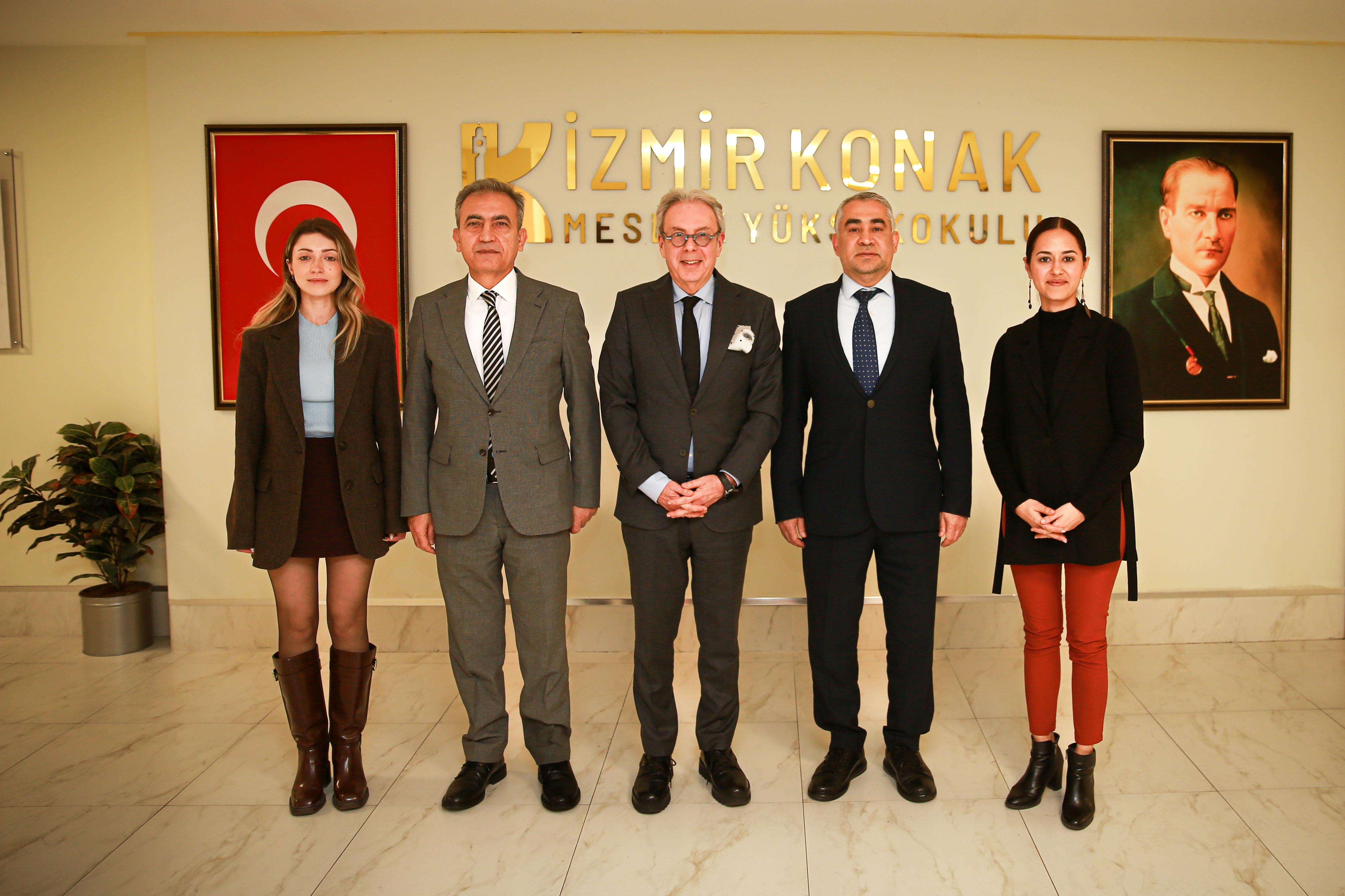 EGEKAF’26 Kapsamında Rektörümüzden İzmir Konak Meslek Yüksekokuluna Ziyaret