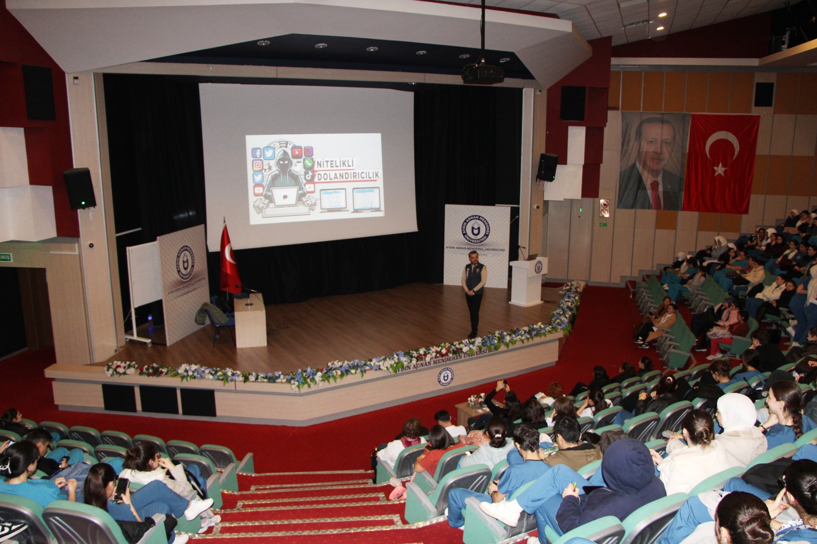 Üniversitemizde Siber Farkındalık Eğitimi Düzenlendi