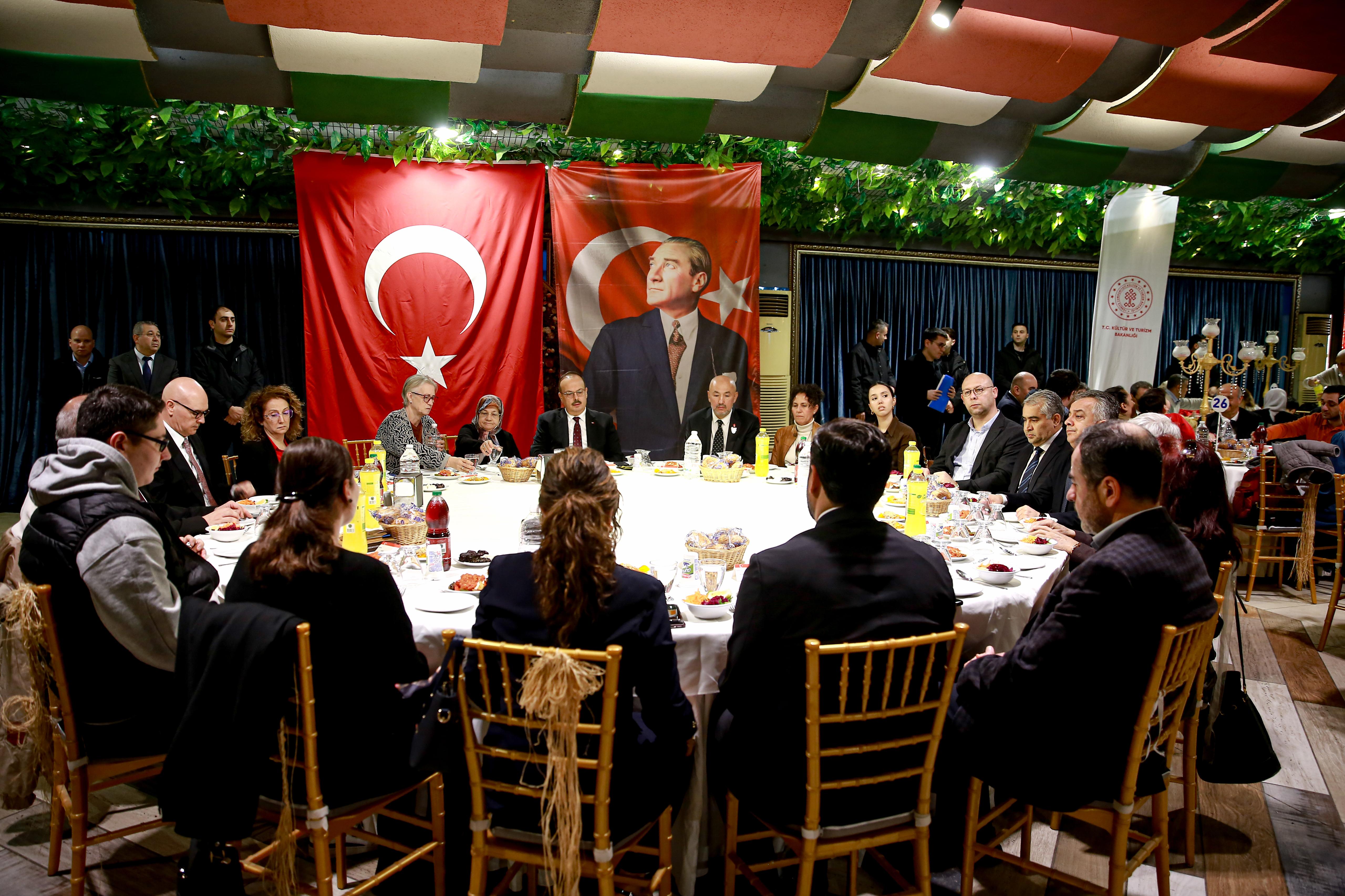Rektörümüz İftar Yemeğinde Şehit Aileleri ve Gazilerimiz ile Bir Araya Geldi