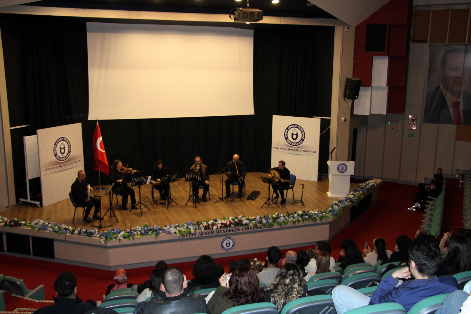 Üniversitemizde Tasavvuf Müziği Konseri Gerçekleştirildi