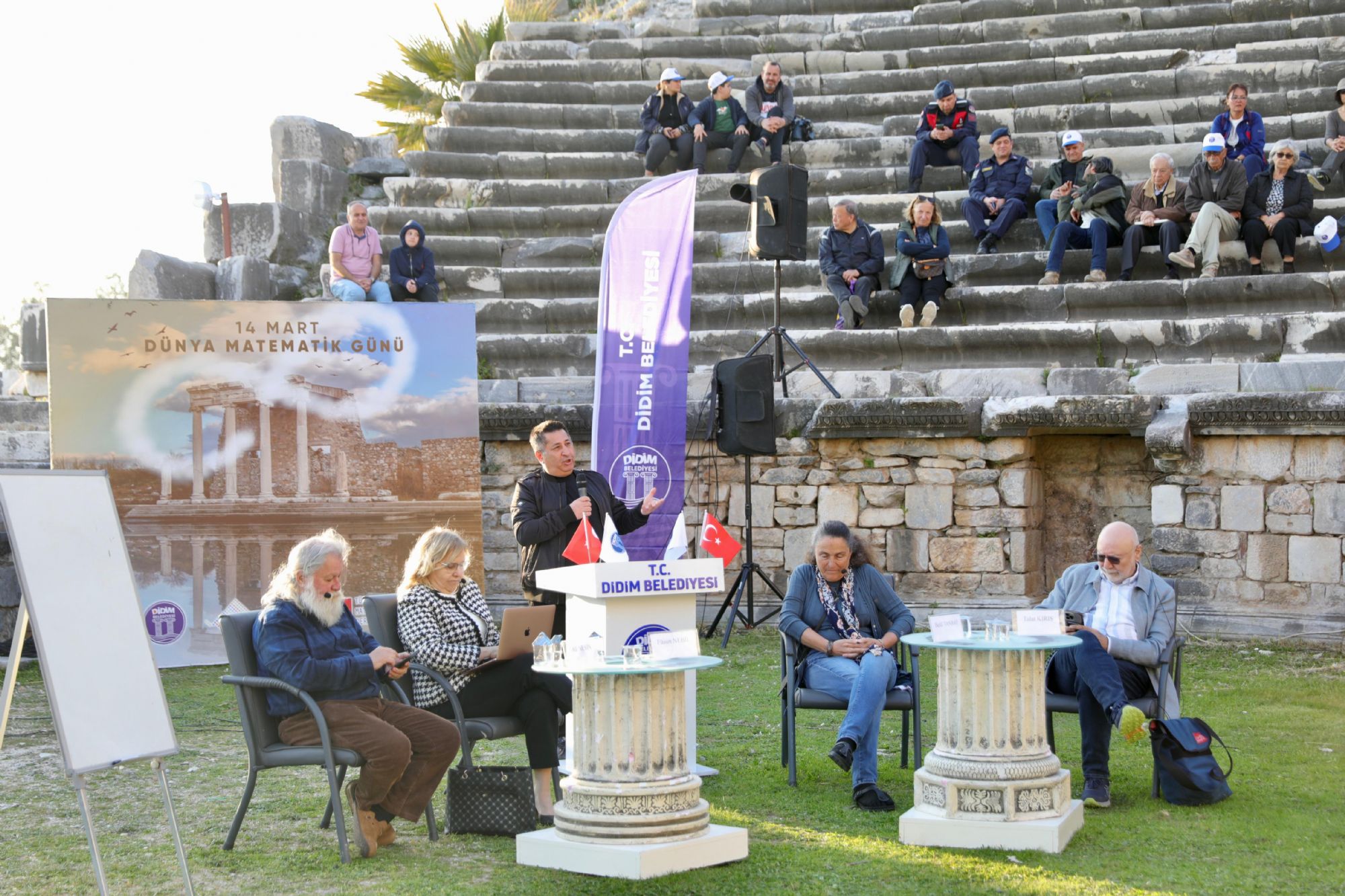 Öğretim Üyemiz, UNESCO Dünya Matematik Günü Etkinliklerinde Miletos’u Anlattı