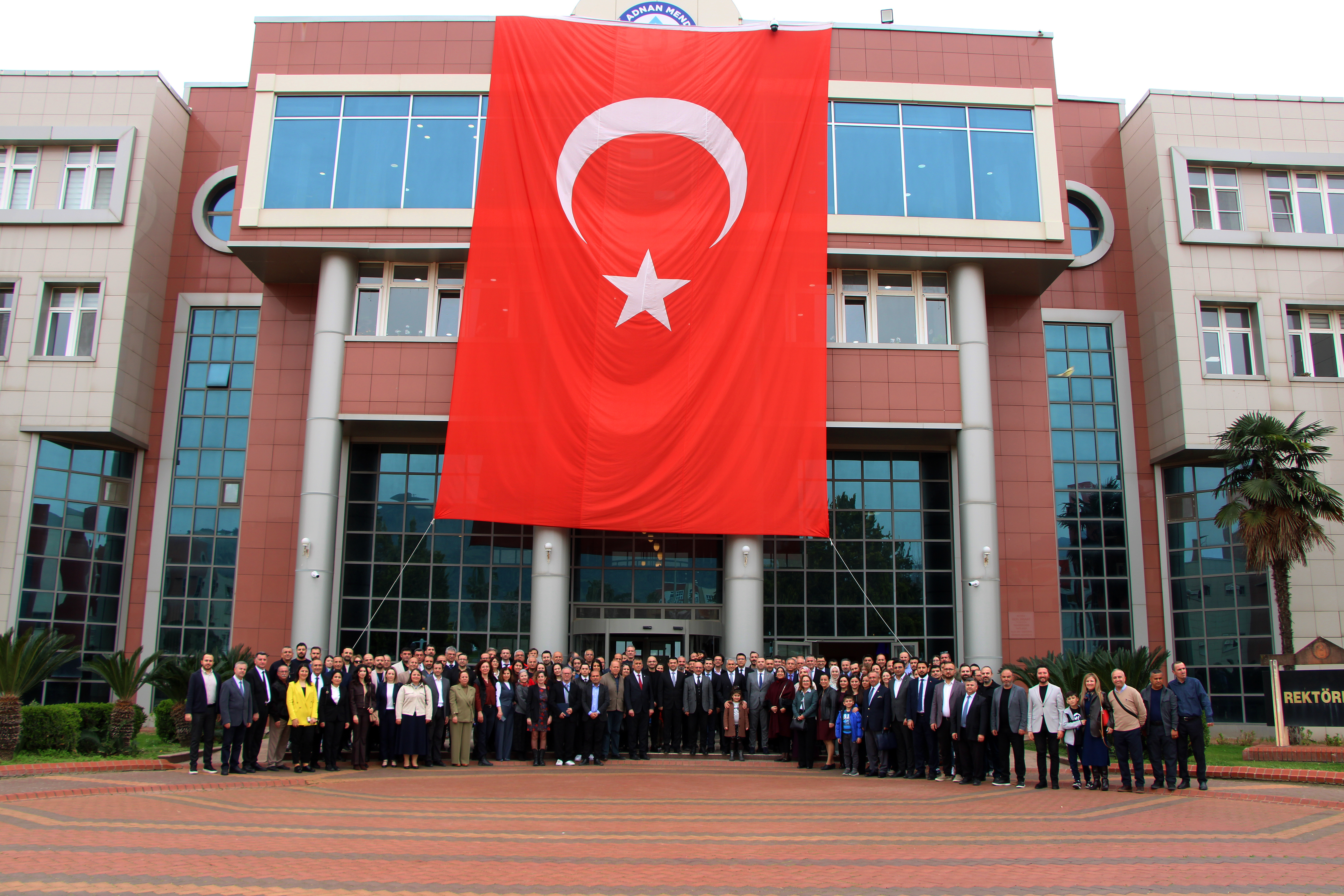 ADÜ Ailesi Geleneksel Bayramlaşma Töreni Gerçekleşti