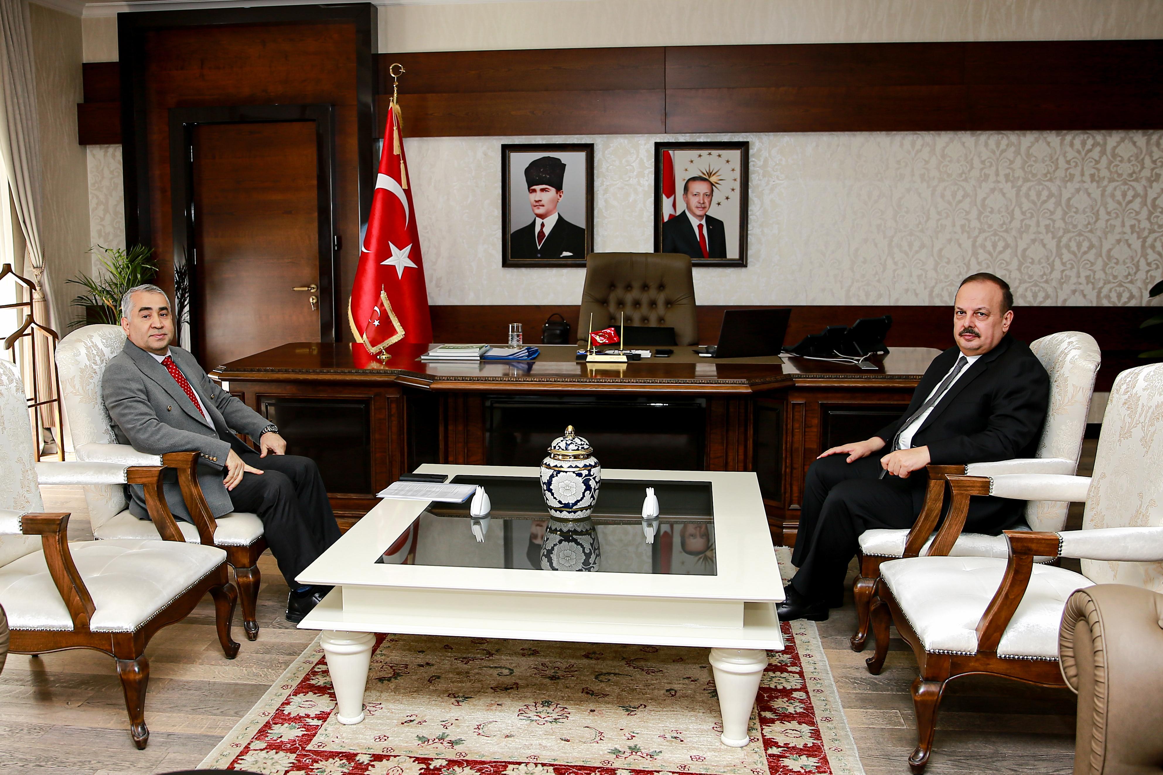 Rektörümüzden, Aydın Valisi Yakup Canbolat’a Ziyaret