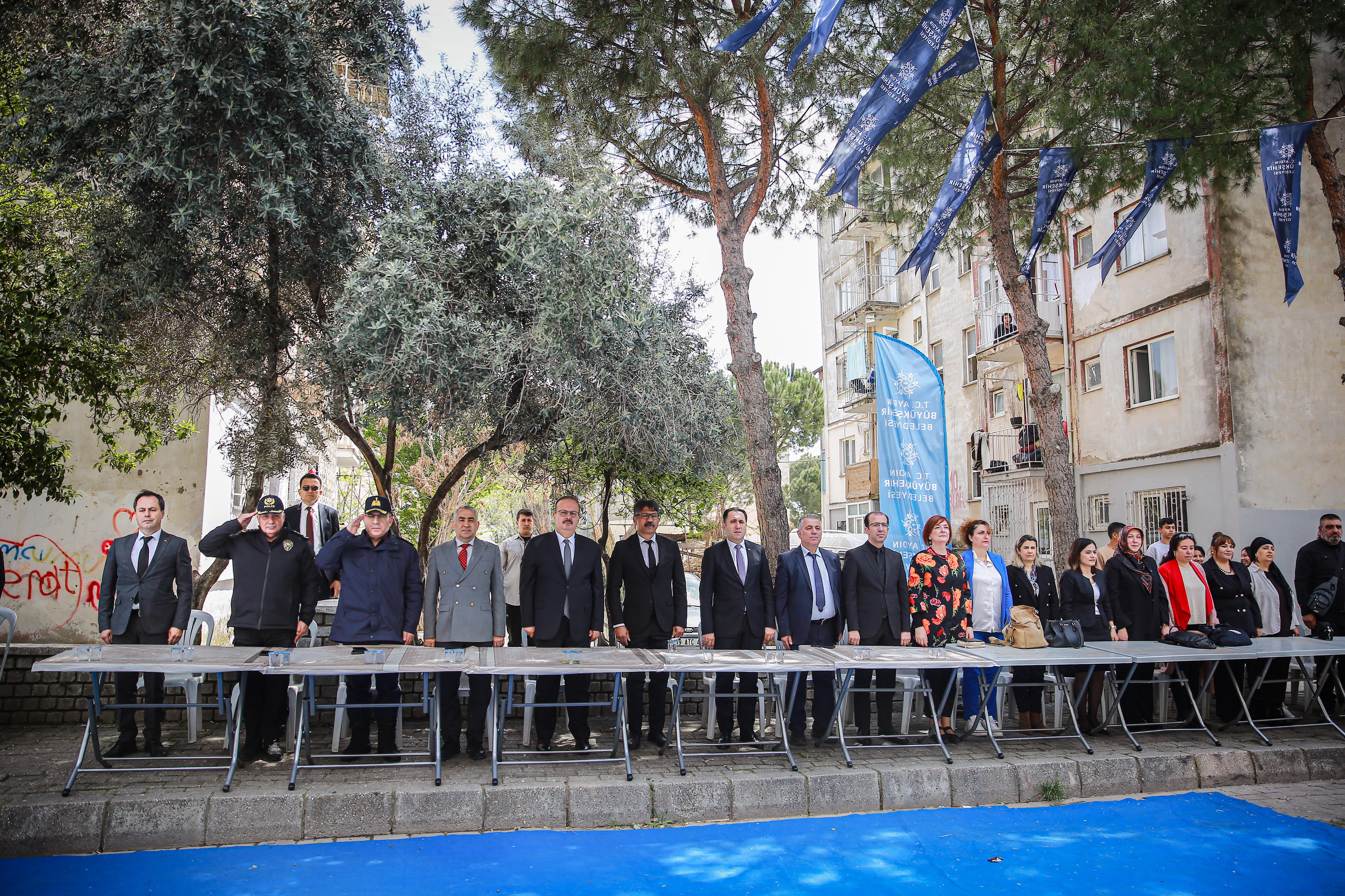 Rektörümüz, Dünya Romanlar Günü Etkinliğine Katıldı