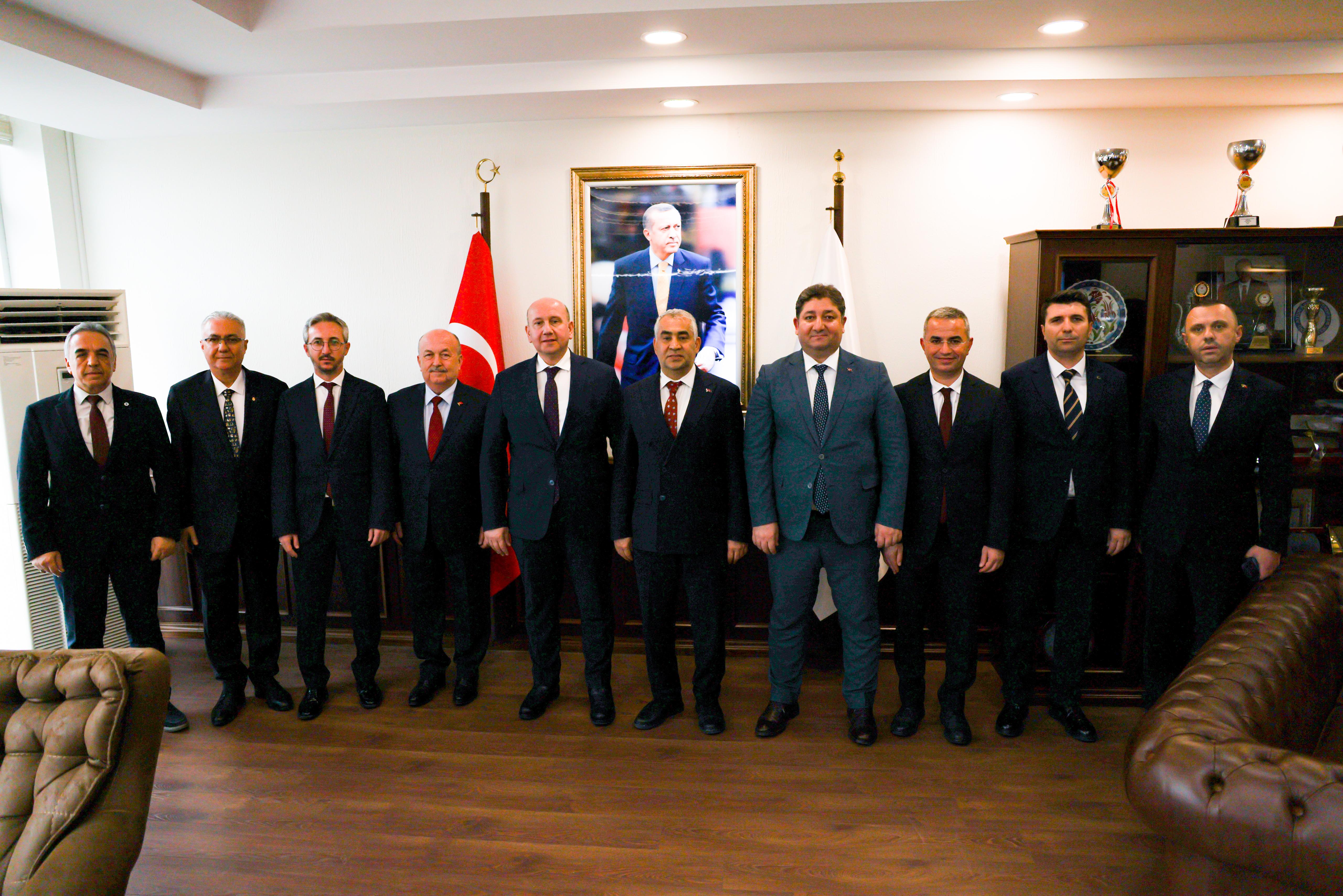 Rektörümüz, Çalışma ve Sosyal Güvenlik Bakan Yardımcısı Prof. Dr. Lutfihak Alpkan ve Beraberindeki Heyeti Makamında Ağırladı