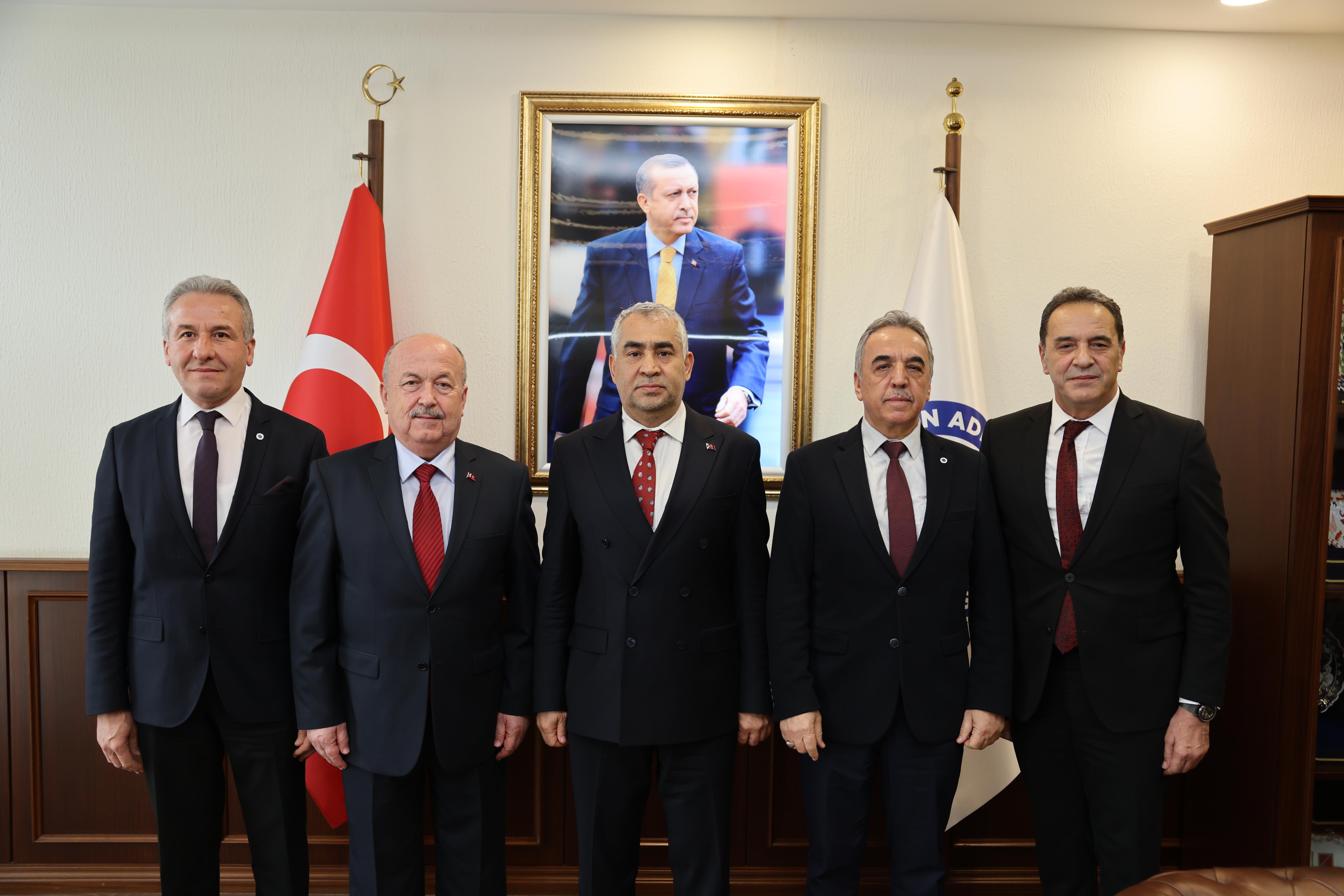 Rektörümüz, Uşak Üniversitesi Rektörünü Makamında Ağırladı