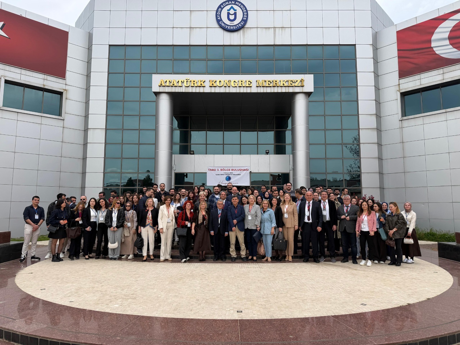 Tıp Fakültesi Anesteziyoloji ve Reanimasyon Ana Bilim Dalı TARD 3. Bölge Bilimsel Toplantısına Ev Sahipliği Yaptı