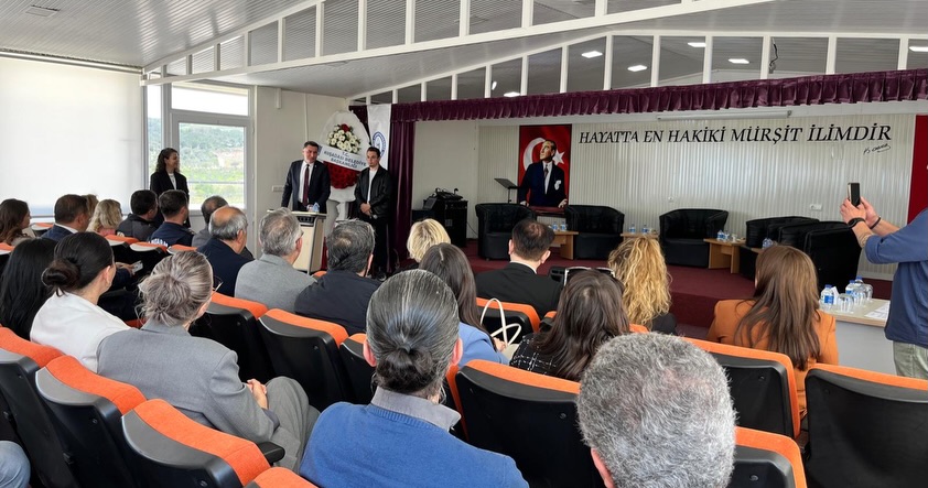 Üniversitemiz Kuşadası Davutlar Meslek Yüksekokulu Turizm Haftası’nı Kutladı